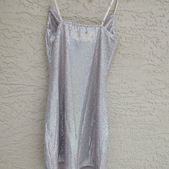 Gorgeous silver metallic mini - Picture 9 of 13